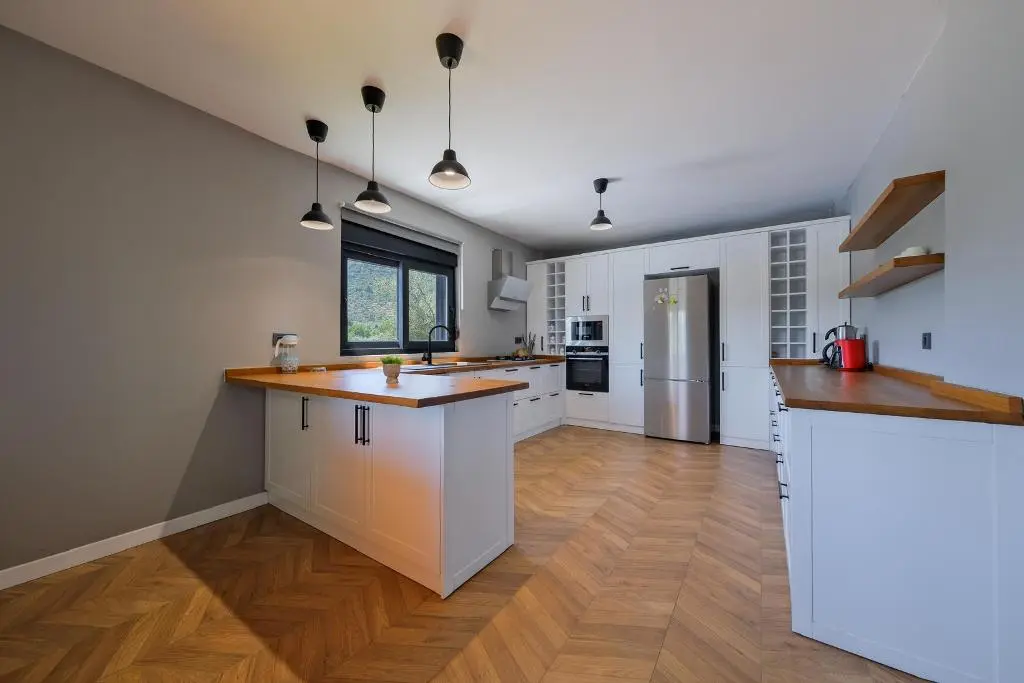 Kitchen area